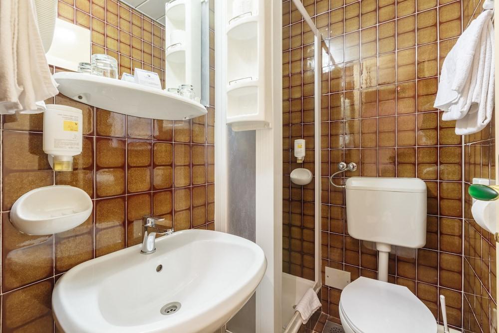 Hotel Istra Plava Laguna Πόρετς Εξωτερικό φωτογραφία